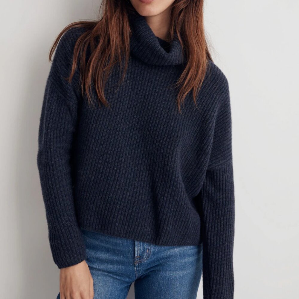 Madewell Navy (Re)sourced Cashmere Crop Turtleneck Sweater
